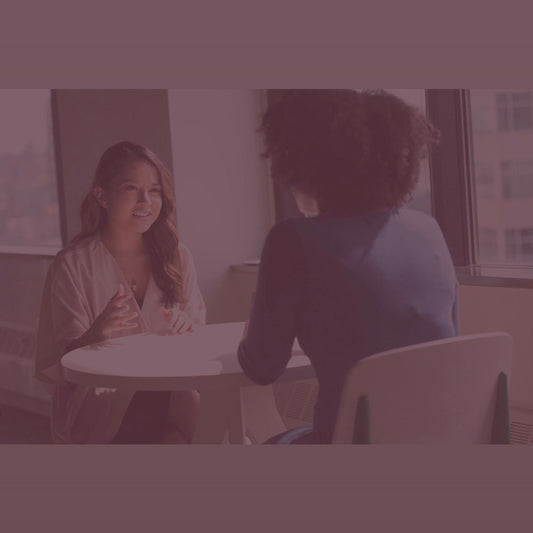 Gesprächsführung in der Logopädie – Interview mit Logopädin Nike Sonnentheil - TherAkademie